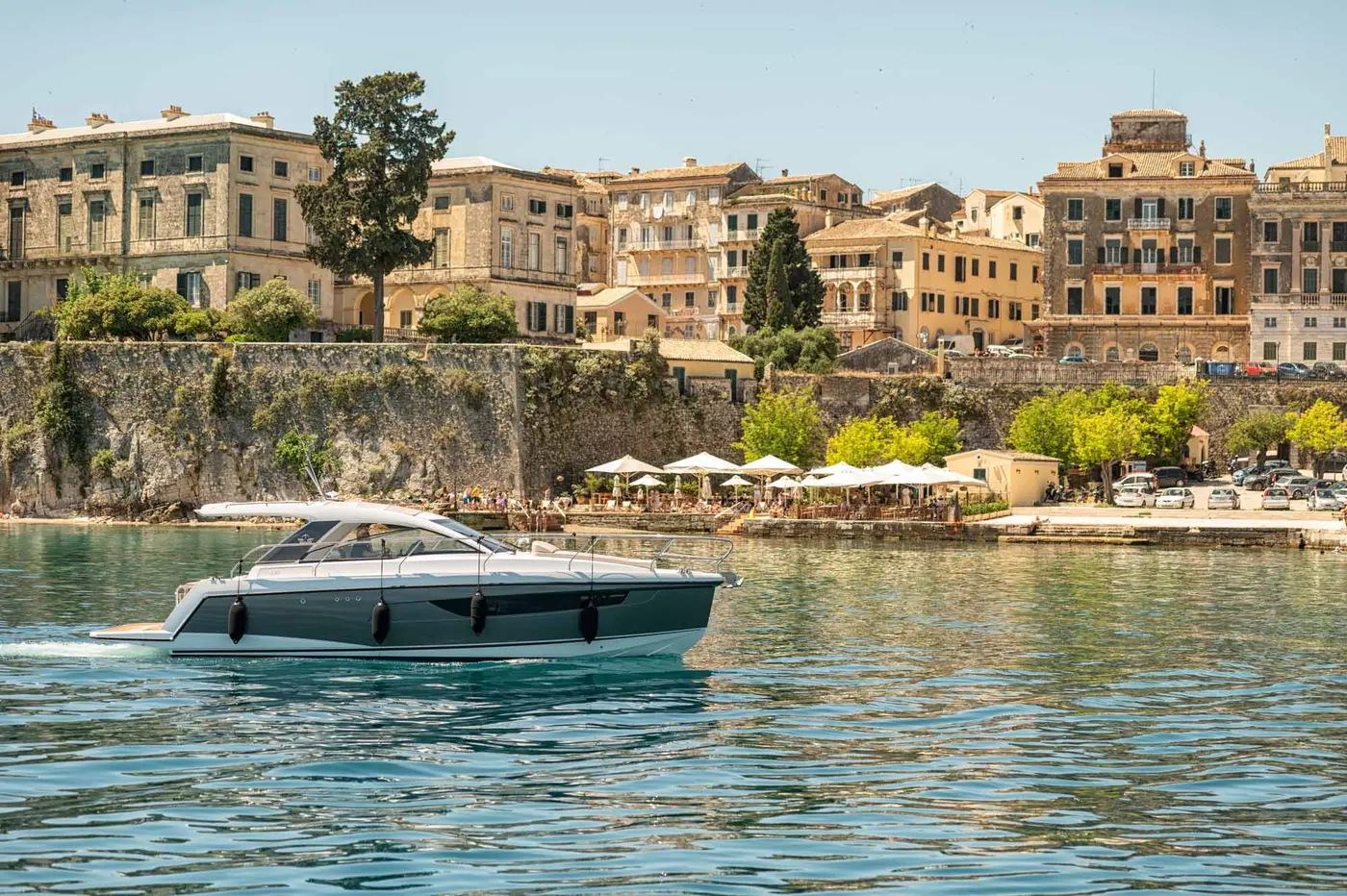Sealine S335 2019, photo 1 of 7