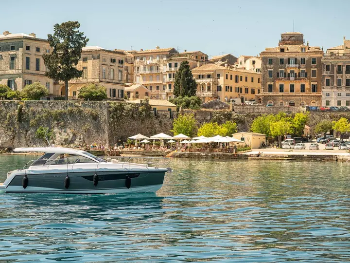 Sealine S335 2019